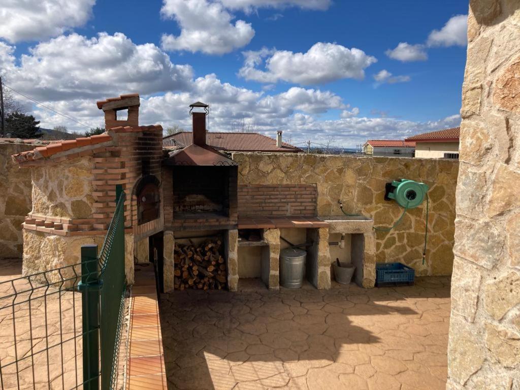 Casa El Descanso Ortigosa Del Monte Bagian luar foto